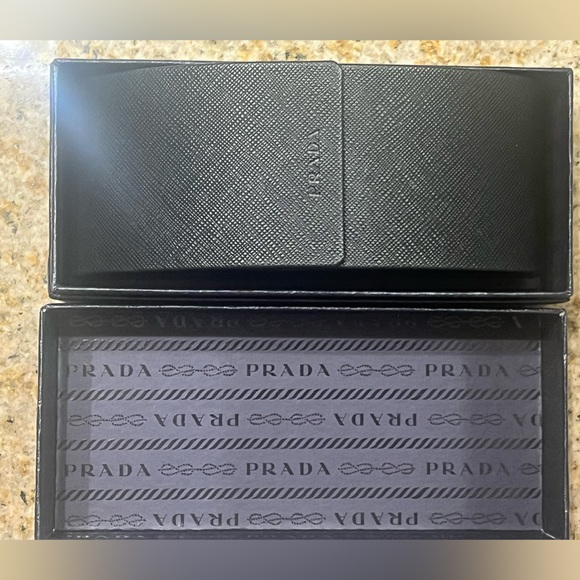 Prada Sunglasses Limited Edition - Picture 3 of 7